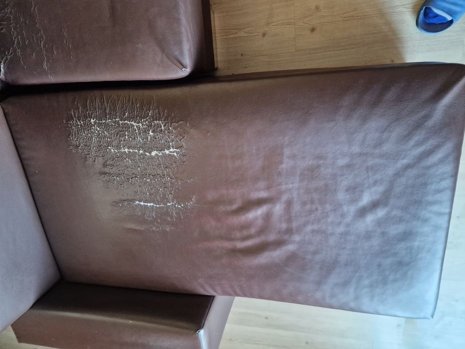 Холов немски диван с лежанка за претапициране