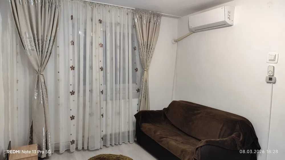 Vand apartament 2 camere