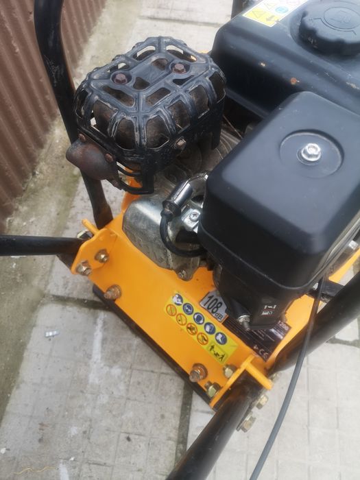 Немска Трамбовка 6.5коня 196сс 58кг