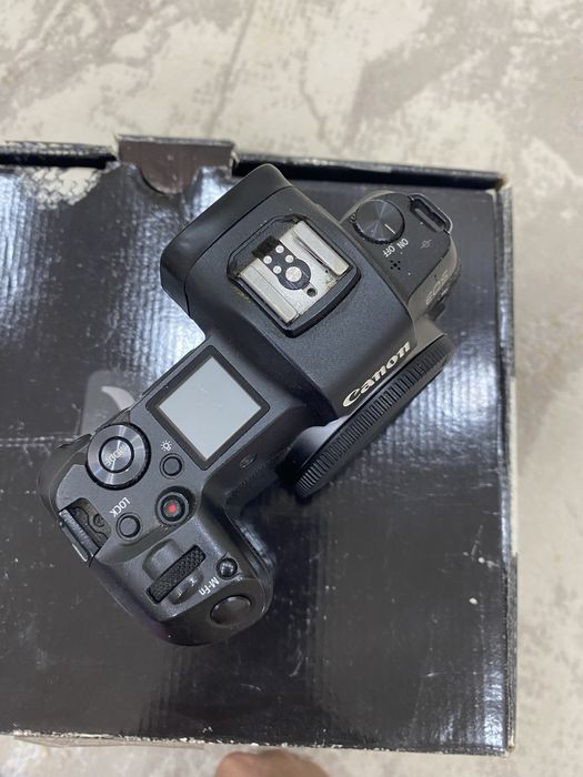 Canon R body продам