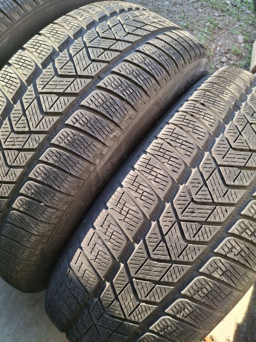 4 Anvelope de iarnă 235 60 r18 Pirelli