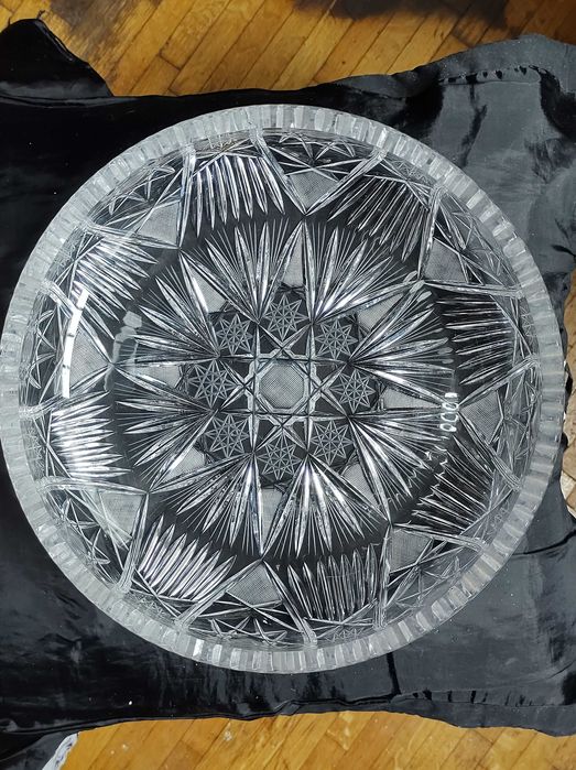 Бохемска кристална централна купа ваза.