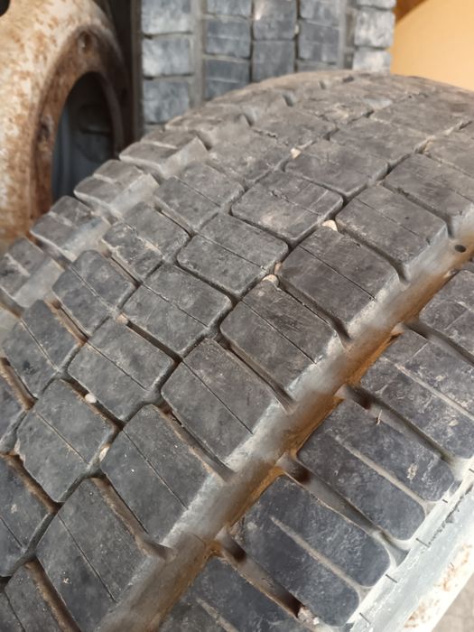 Roti, anvelope 265/70/ 17,5 tractiune, ca  noi