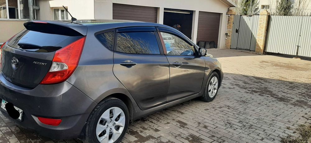 Хюндай Акцент 2014года