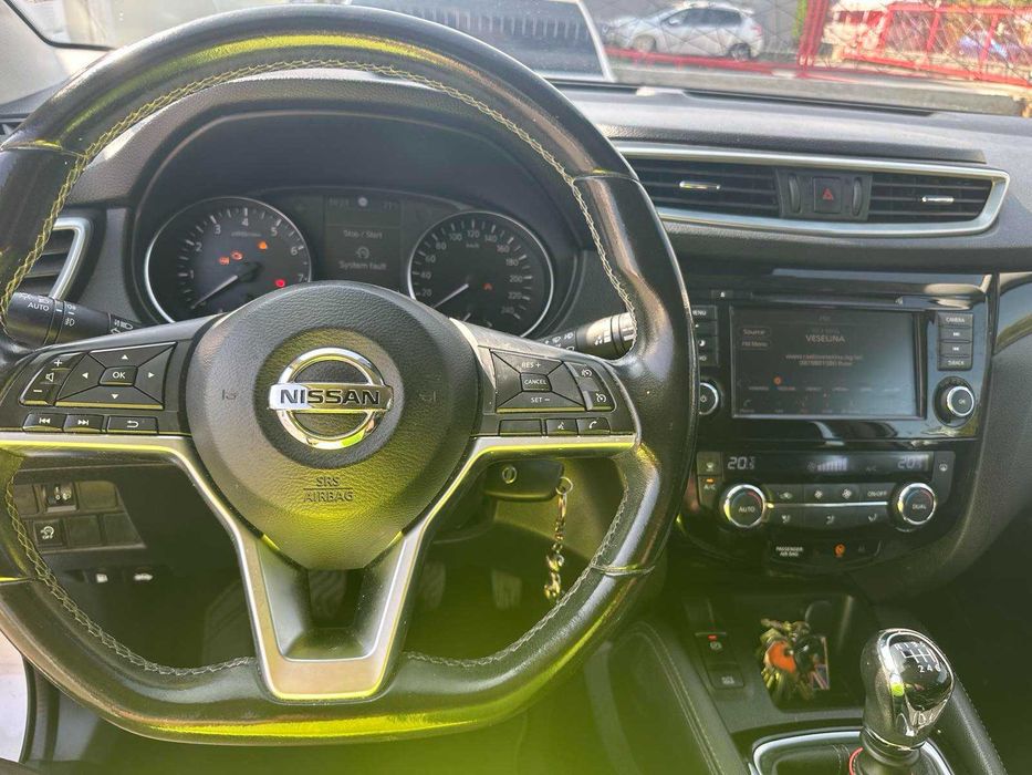 Нисан Кашкай бензин