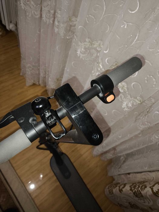 Xiaomi Mi Electric Scooter Essential