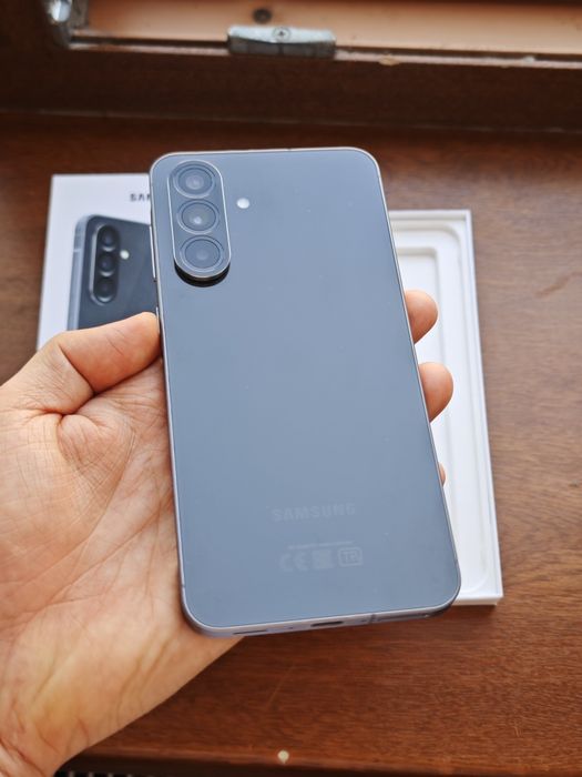 Samsung A56 128Gb без ремонта