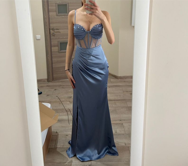 Официална дълга рокля