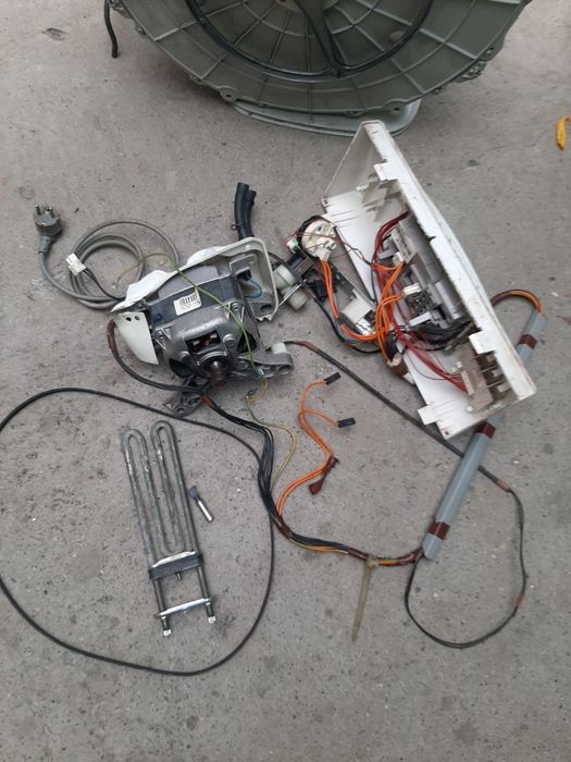 Piese mașină de spălat rufe Whirlpool AWE 6310