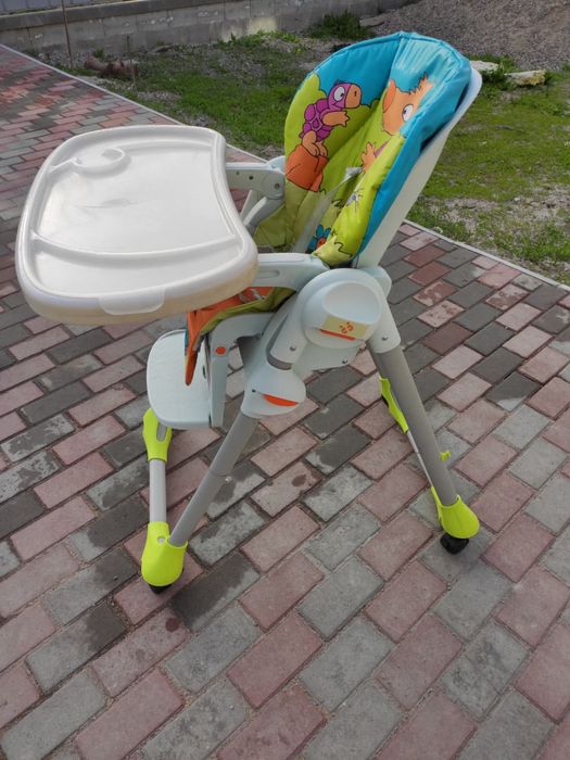 Продам детский стульчик для кормления chicco