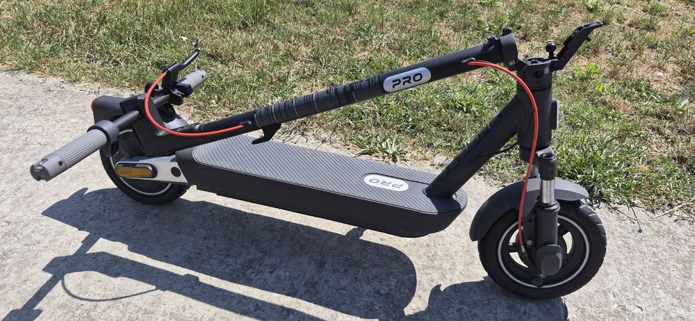 Trotineta electrica Xiaomi 5 pro. Putini km !