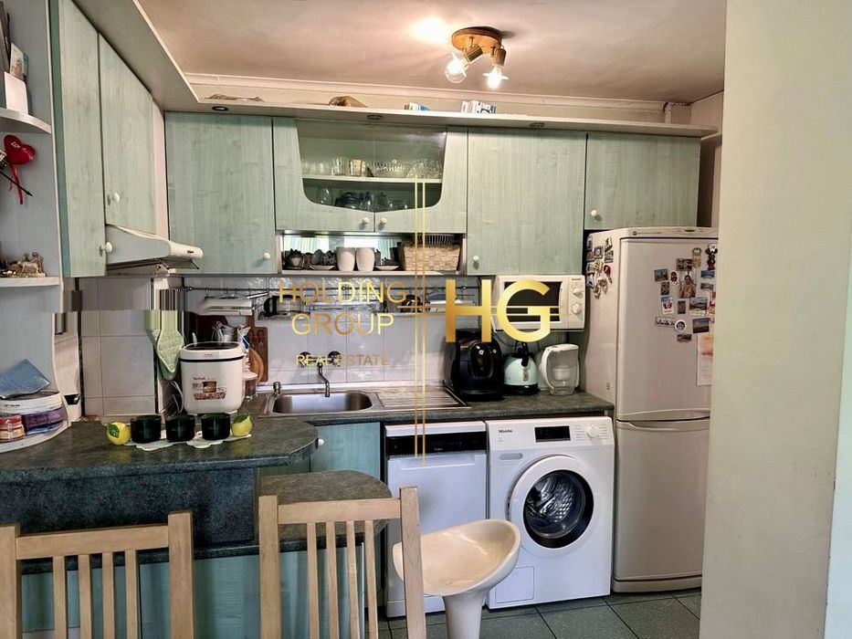 Продава се Тристаен апартамент в Варна, Лятно кино Тракия - 112 кв.м за 2224 €/кв.м - Снимка #2