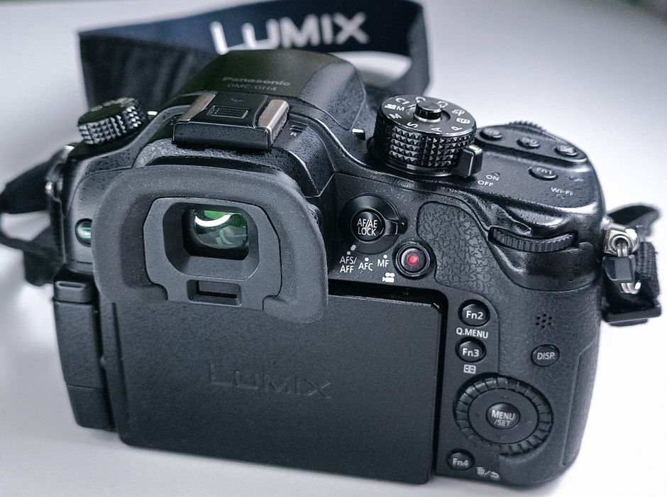 Panasonic Lumix DMC-GH4