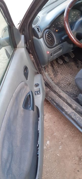 рено меган 1.6 reno megan 1.6 бенэин  на части