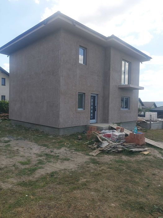Casa de vanzare Valea-Adanca !!!