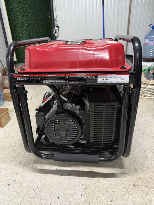 Монофазен генератор  8.5 кв ( чисто нов )