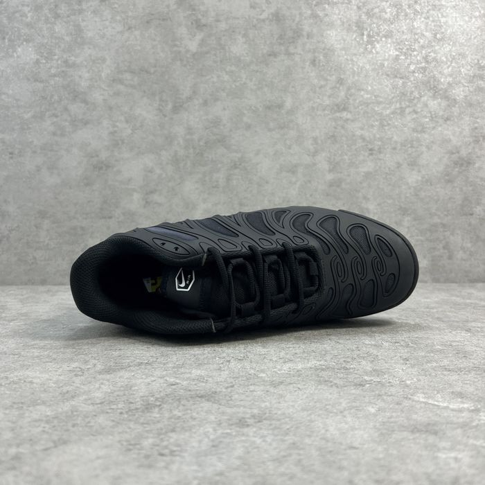 Nike Air Max Plus DRIFT Black- 40/42/45