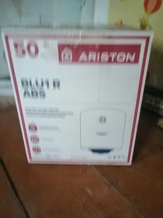 Аристон водонагреватель 50литр