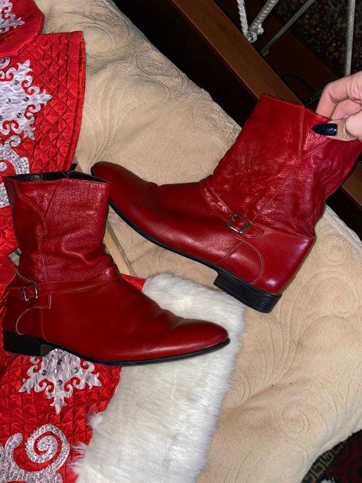 Костюмы  Деда Мороза И Снегурочки аренда