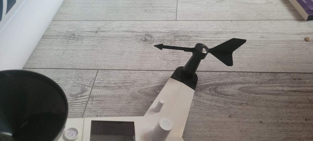 Sainlogic statie meteo cu aplicație