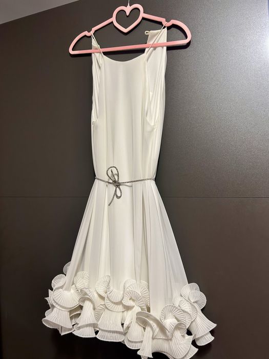 Официална бяла рокля