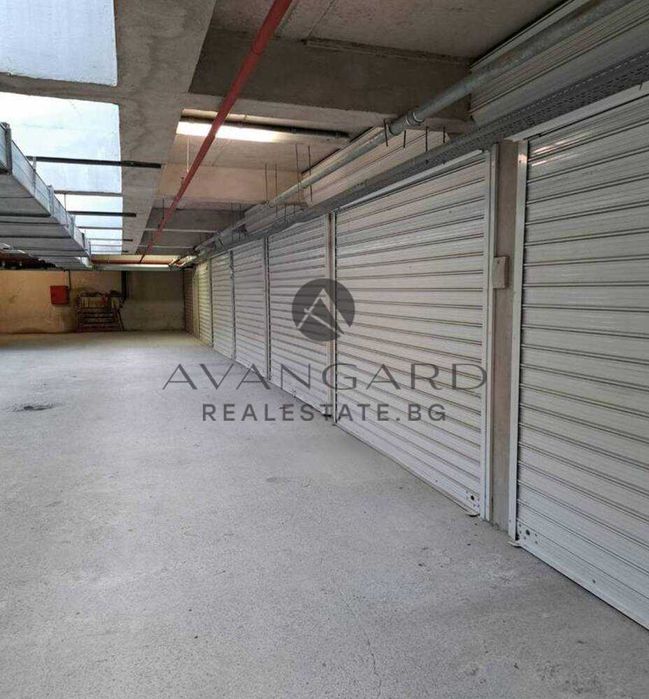 Продава се Гараж / Паркомясто в Пловдив, Тракия - 18 кв.м за 1500 €/кв.м - Снимка #1
