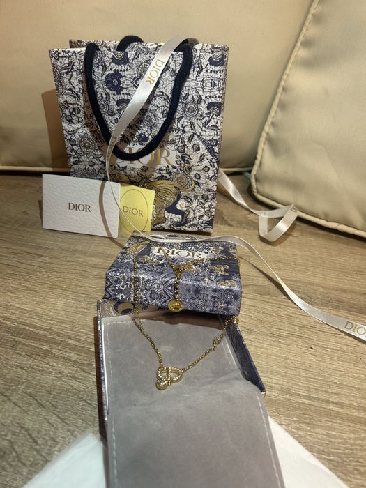 Lantisor Dior~Produs Nou