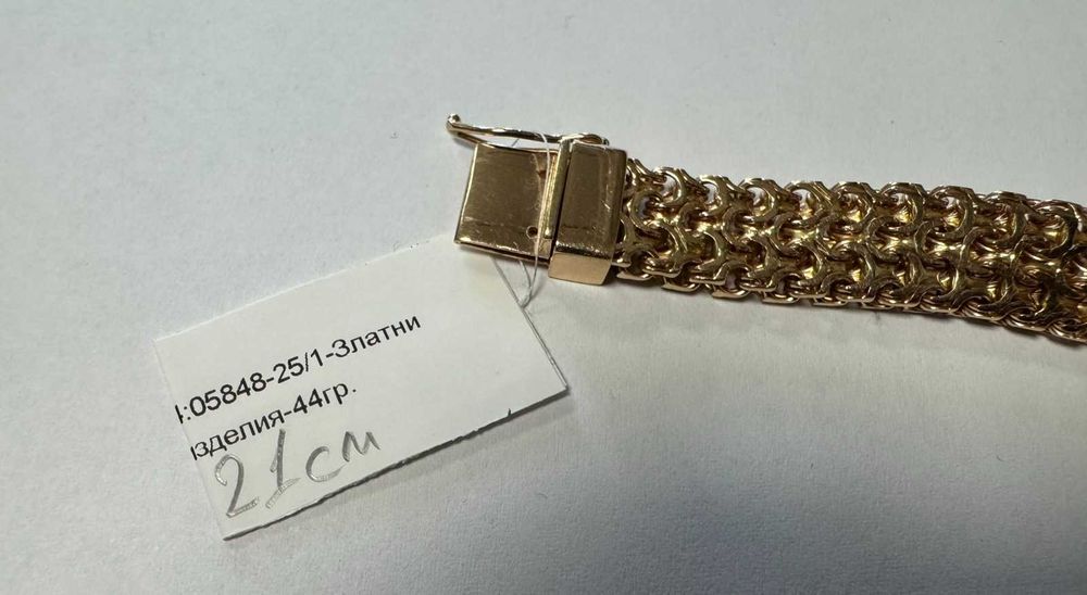 Златна гривна 44гр.21см.