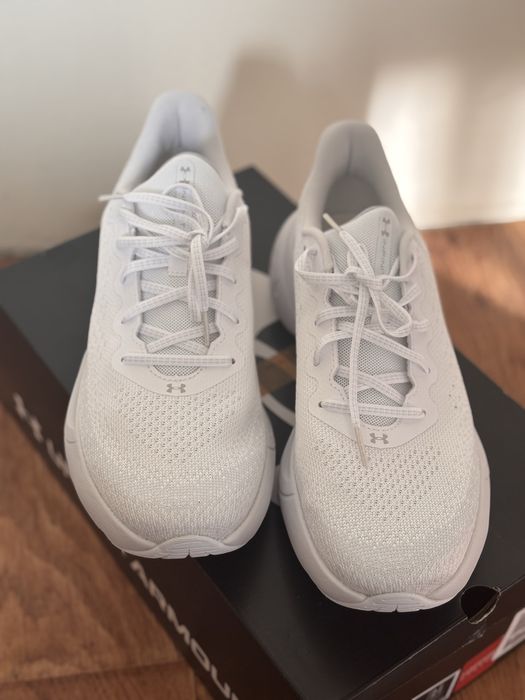 Чисто Нови Мъжки Маратонки Under Armour UA INFINITE 45 номер