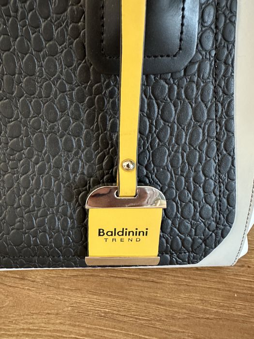 Елеганта дамска чанта Baldinini