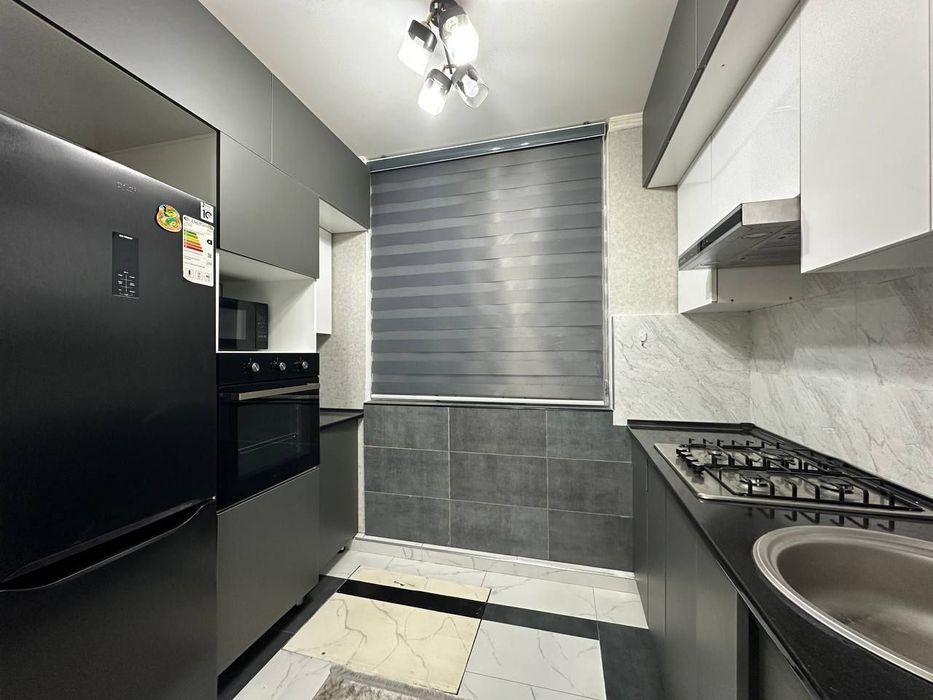 Квартира на Эльбек 3/1/5 общ пл 75м/77 серия Евро