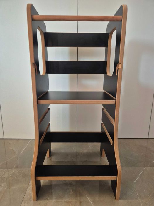 Turn de învățare din lemn negru Baby Wood
