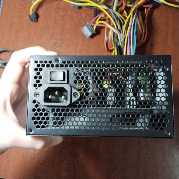 Блок питания AeroCool VX PLUS 600