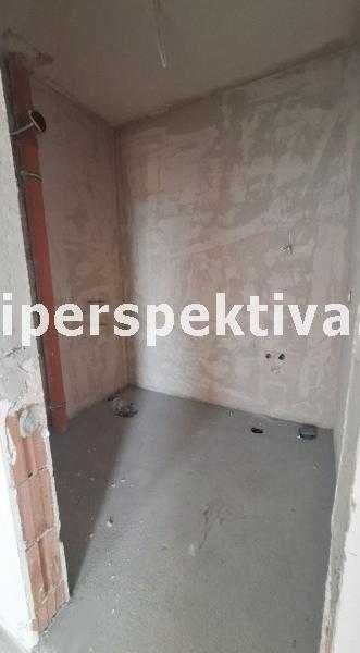 реф.17503 Среден етаж, АКТ 16-Остромила!