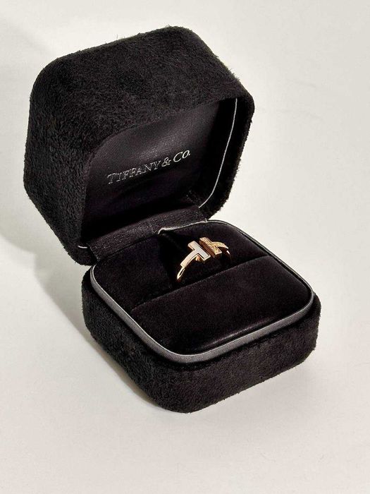 Кольцо Tiffany&Co T-model