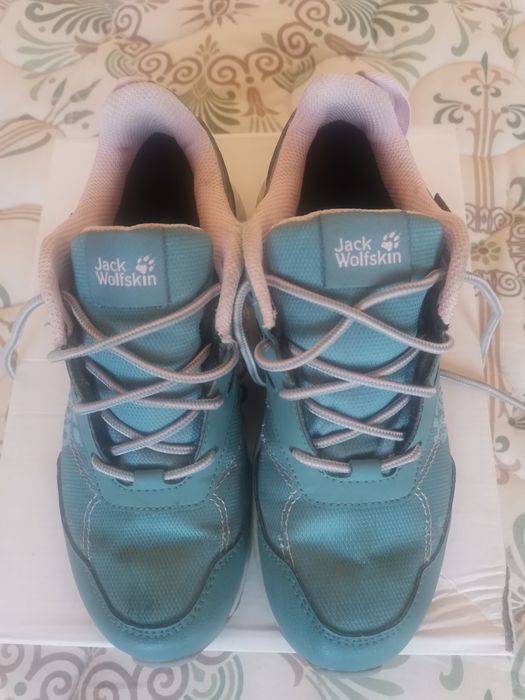 Туристически обувки- Jack Wolfskin 34 номер.