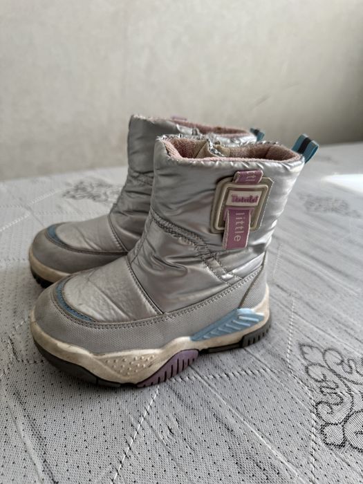 Продам детские зимние сапоги