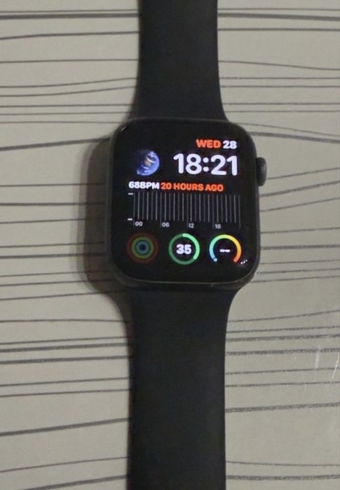 Apple Watch SE 2020