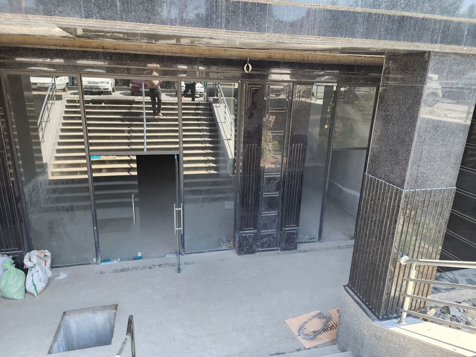 200 м2  Фрунзи Самарканд сити локацияси чаррахада  полподвал