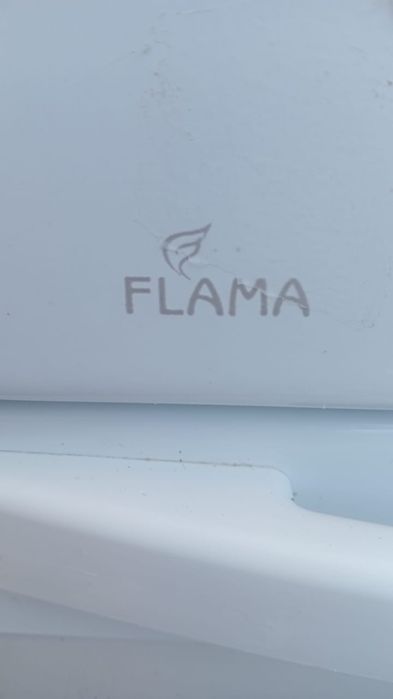 Продается газ плита Flama