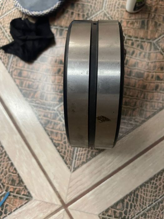 Подшипник новый , шкиф от коленавала мерседес