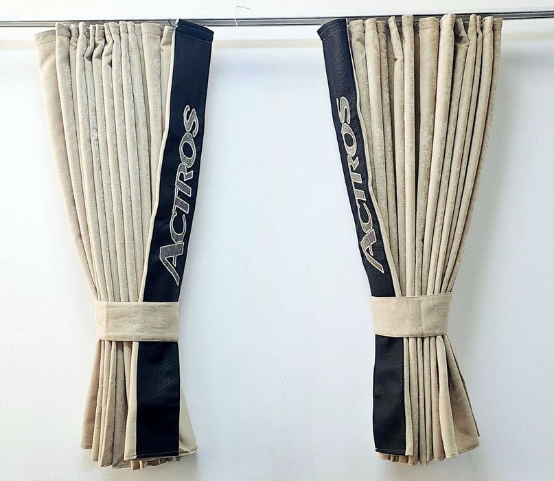 Бежови пердета закамион MERCEDES с кожена лента+кукички холандско чело