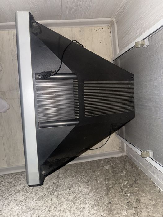 Продам старый телевизор