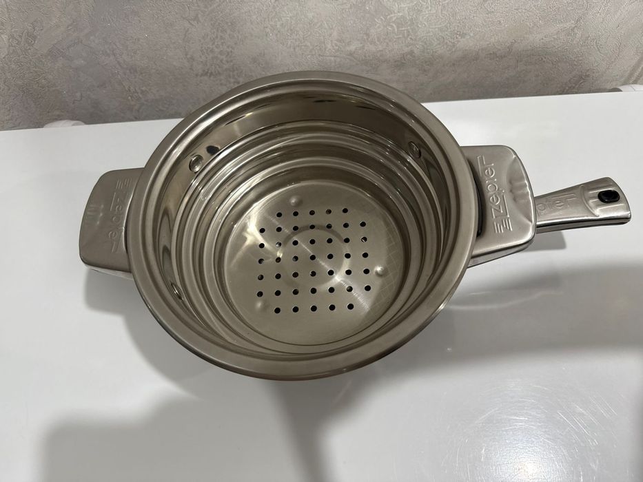 Продам набор кастрюли.