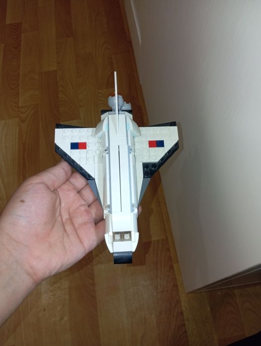 Минифигурки и ноборы лего
