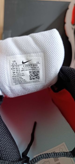 Nike Zoom Vomero 5
