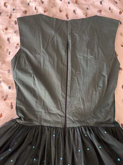 Официална рокля в зелено