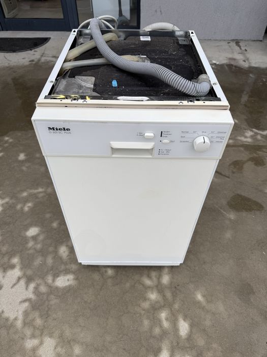 Съдомиялна за вграждане Миеле 45см