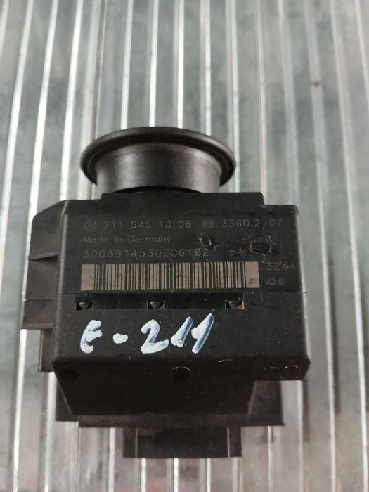 Гълтач Mercedes E-211