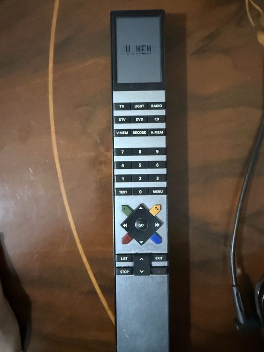 Телевизор Bang & Olufsen BeoVision 7-40